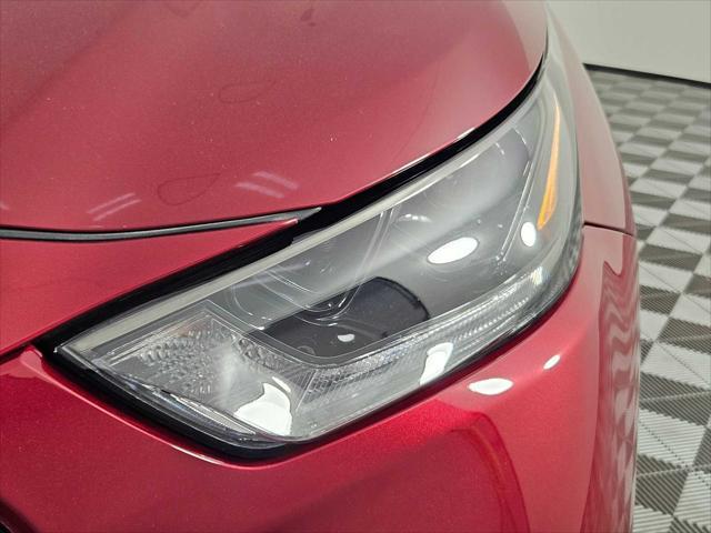 used 2022 Toyota Highlander car, priced at $39,368