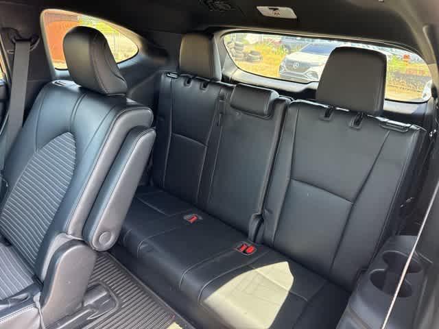 used 2022 Toyota Highlander car, priced at $41,415