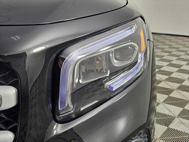 used 2022 Mercedes-Benz GLB 250 car, priced at $29,998