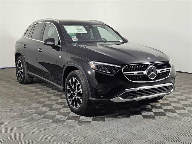 new 2025 Mercedes-Benz GLC 350e car, priced at $65,215