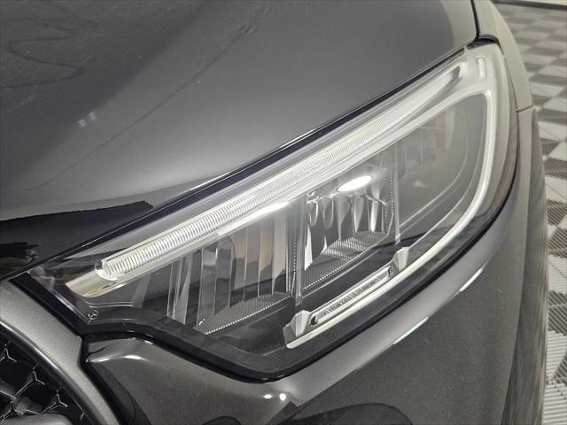 new 2025 Mercedes-Benz GLC 350e car, priced at $69,085