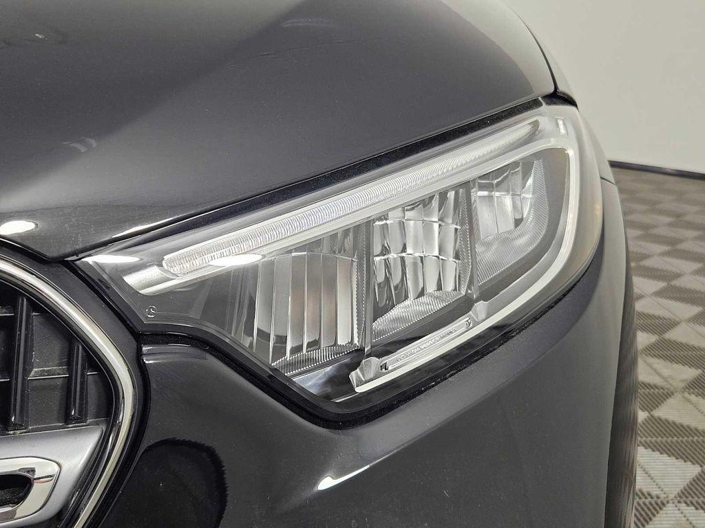 new 2025 Mercedes-Benz GLC 300 car, priced at $54,418