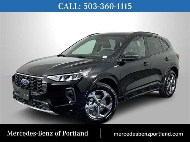 used 2023 Ford Escape car, priced at $26,998