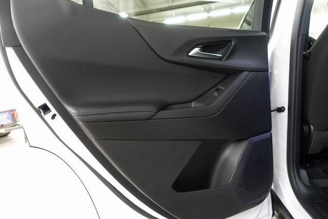 new 2026 Chevrolet Equinox car, priced at $30,290