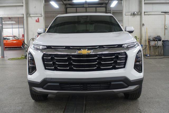 new 2026 Chevrolet Equinox car, priced at $30,290