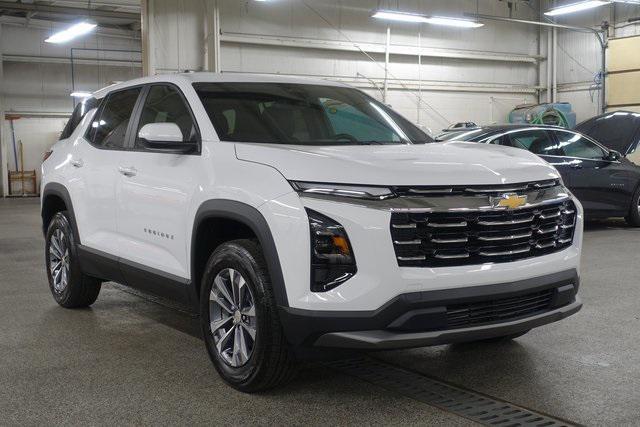 new 2026 Chevrolet Equinox car, priced at $30,290