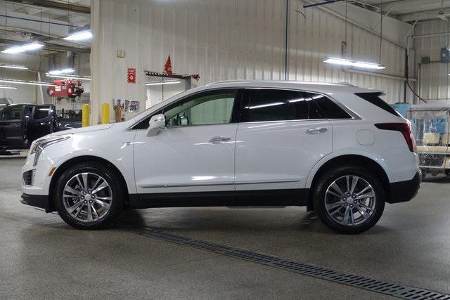new 2025 Cadillac XT5 car, priced at $61,090