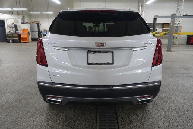 new 2025 Cadillac XT5 car, priced at $55,315