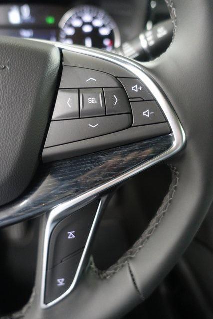 new 2025 Cadillac XT5 car, priced at $55,315