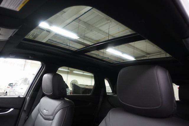 new 2025 Cadillac XT5 car, priced at $55,315
