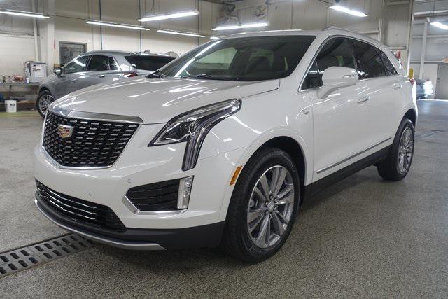 new 2025 Cadillac XT5 car, priced at $55,315