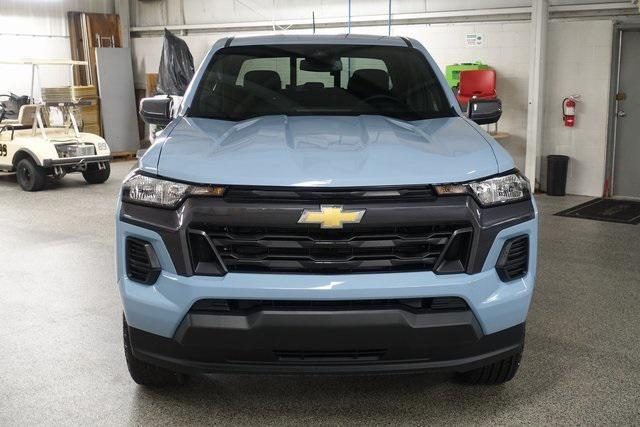 new 2025 Chevrolet Colorado car, priced at $39,250
