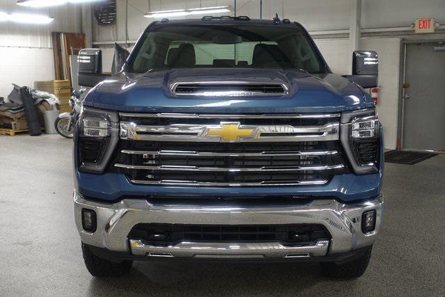 new 2025 Chevrolet Silverado 3500 car, priced at $78,560