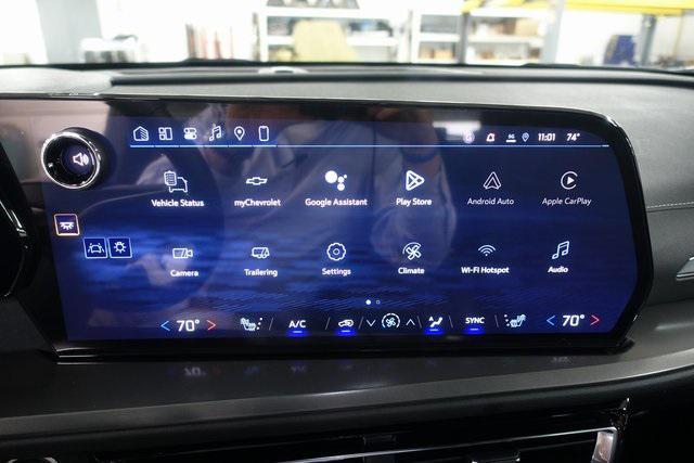 new 2026 Chevrolet Traverse car, priced at $43,920