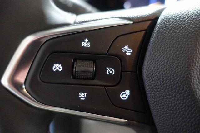 new 2025 Chevrolet Trax car, priced at $28,230