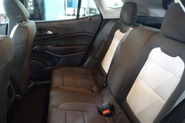 new 2025 Chevrolet Trax car
