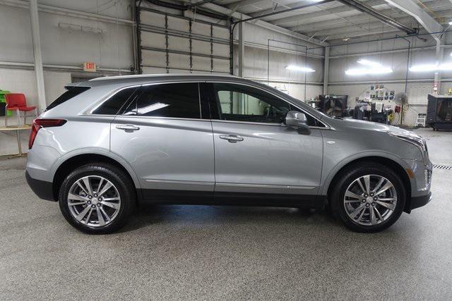 new 2025 Cadillac XT5 car, priced at $54,515