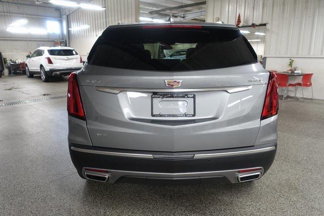 new 2025 Cadillac XT5 car, priced at $54,515