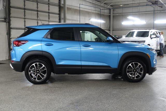 new 2025 Chevrolet TrailBlazer car, priced at $29,745