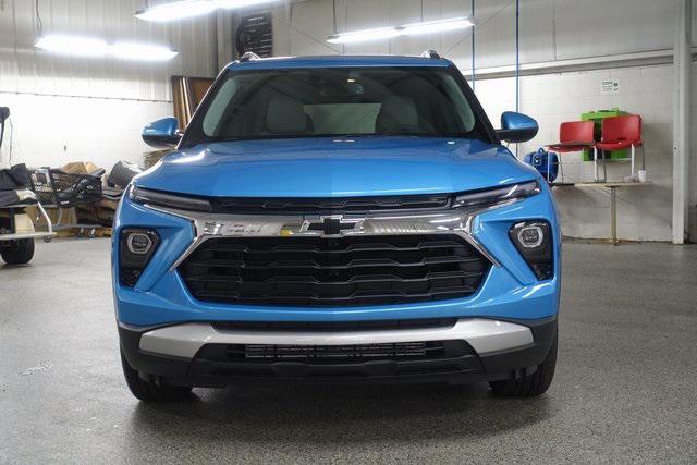 new 2025 Chevrolet TrailBlazer car, priced at $29,745