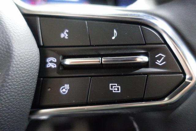 new 2025 Chevrolet Traverse car