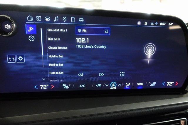 new 2025 Chevrolet Traverse car