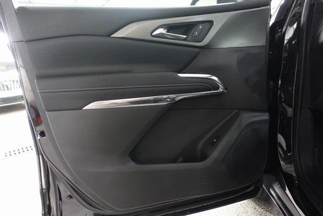 new 2025 Chevrolet Traverse car