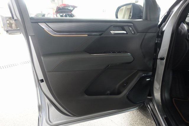 used 2025 GMC Acadia car, priced at $49,949