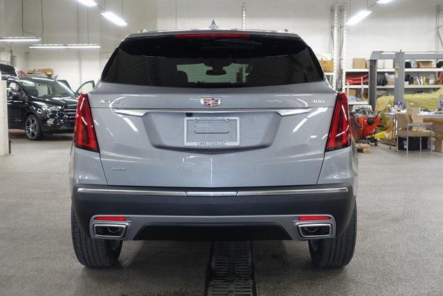 new 2025 Cadillac XT5 car, priced at $56,400