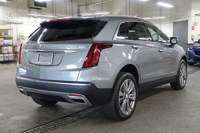 new 2025 Cadillac XT5 car, priced at $56,400