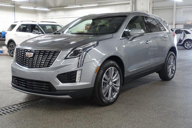 new 2025 Cadillac XT5 car, priced at $56,400