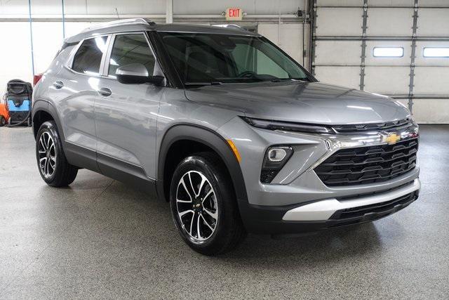 new 2026 Chevrolet TrailBlazer car, priced at $29,450