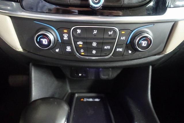 used 2022 Chevrolet Traverse car