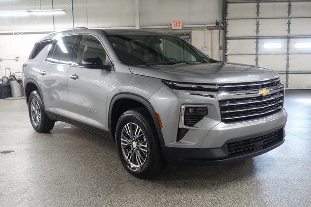 new 2026 Chevrolet Traverse car, priced at $43,120