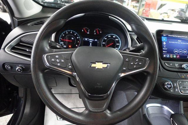 used 2023 Chevrolet Malibu car