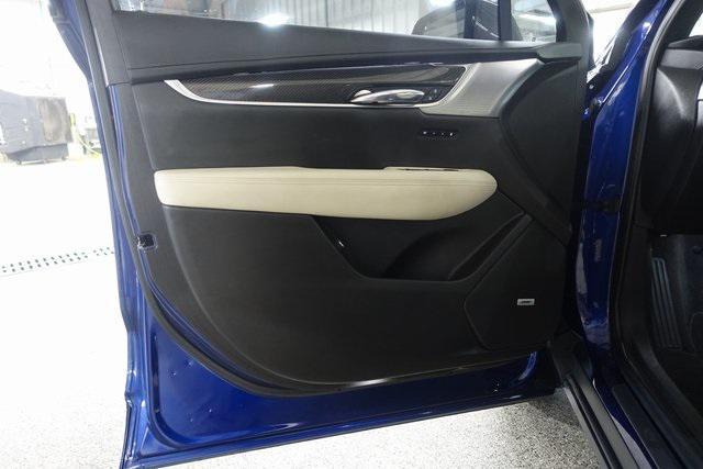 used 2023 Cadillac XT6 car, priced at $44,988