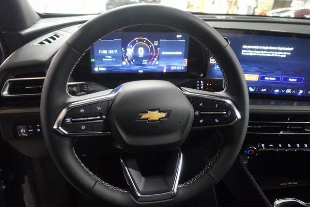 new 2026 Chevrolet Traverse car, priced at $43,120