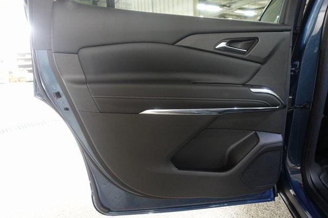 new 2026 Chevrolet Traverse car, priced at $43,120