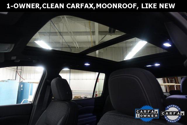used 2025 Chevrolet Traverse car, priced at $43,500
