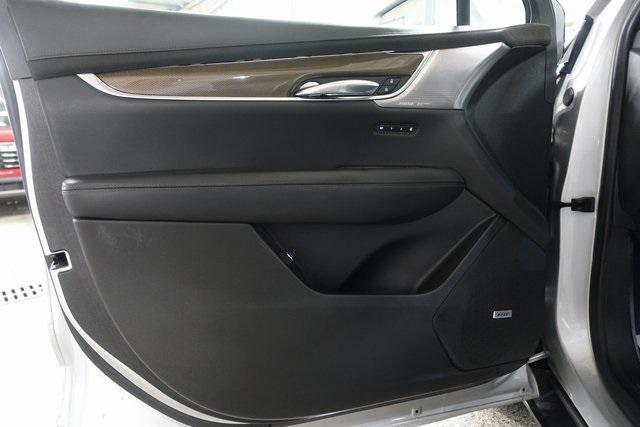 used 2020 Cadillac XT5 car, priced at $20,652