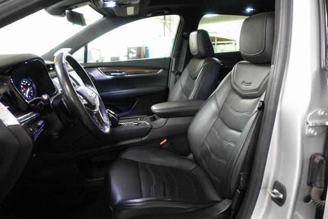 used 2020 Cadillac XT5 car, priced at $20,652