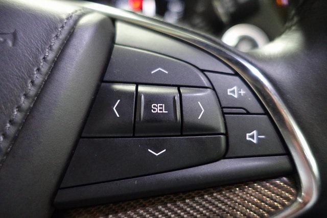 used 2020 Cadillac XT5 car, priced at $20,652