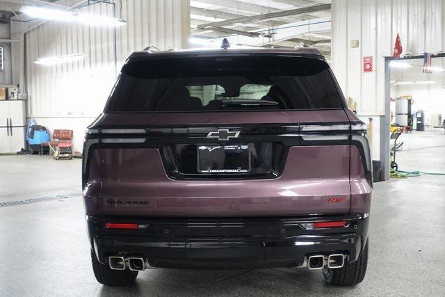 new 2025 Chevrolet Traverse car