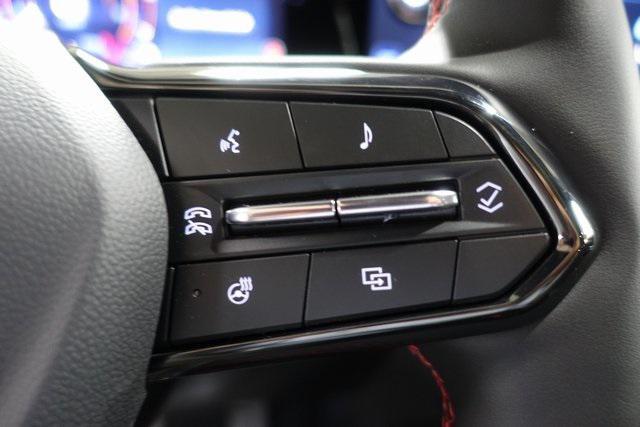 new 2025 Chevrolet Traverse car