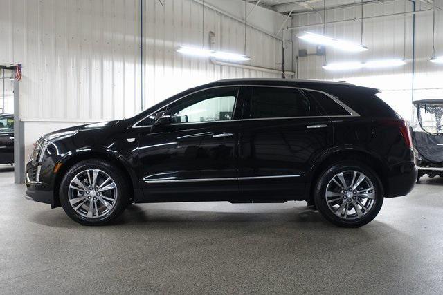 new 2025 Cadillac XT5 car, priced at $55,040