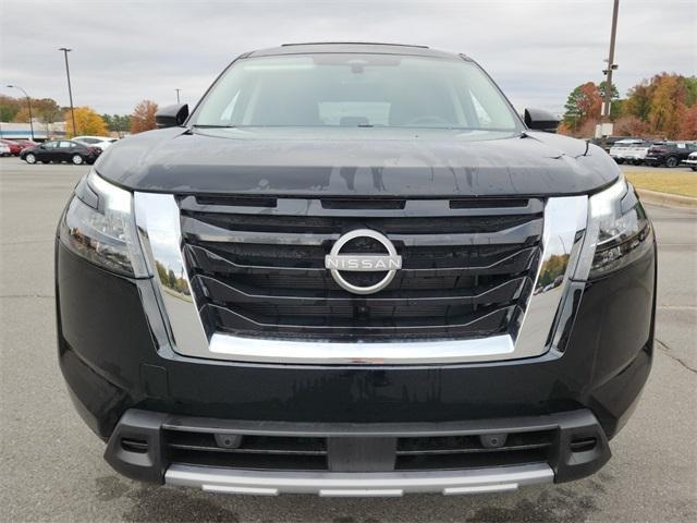 new 2025 Nissan Pathfinder car, priced at $37,629