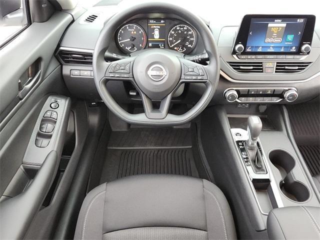 new 2025 Nissan Altima car, priced at $25,640