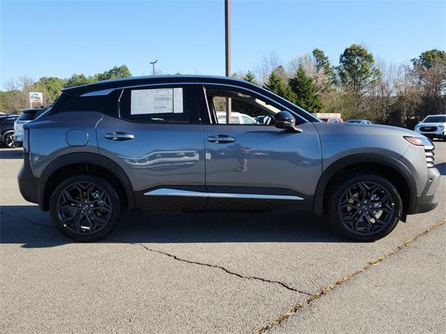 new 2025 Nissan Kicks car, priced at $27,900