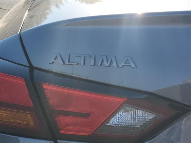 new 2025 Nissan Altima car, priced at $25,640