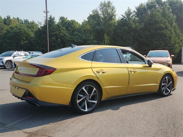 used 2021 Hyundai Sonata car, priced at $18,806